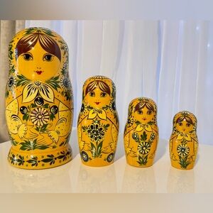 Matryoshka Russian Wooden Nesting Dolls USSR (Set of 4) Nesting Russian Dolls